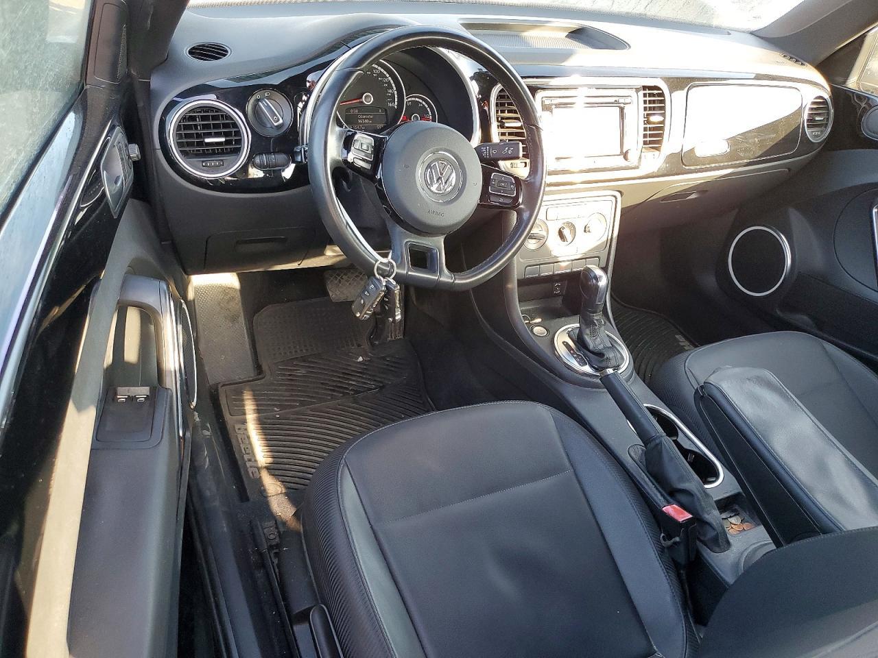 2013 Volkswagen Beetle