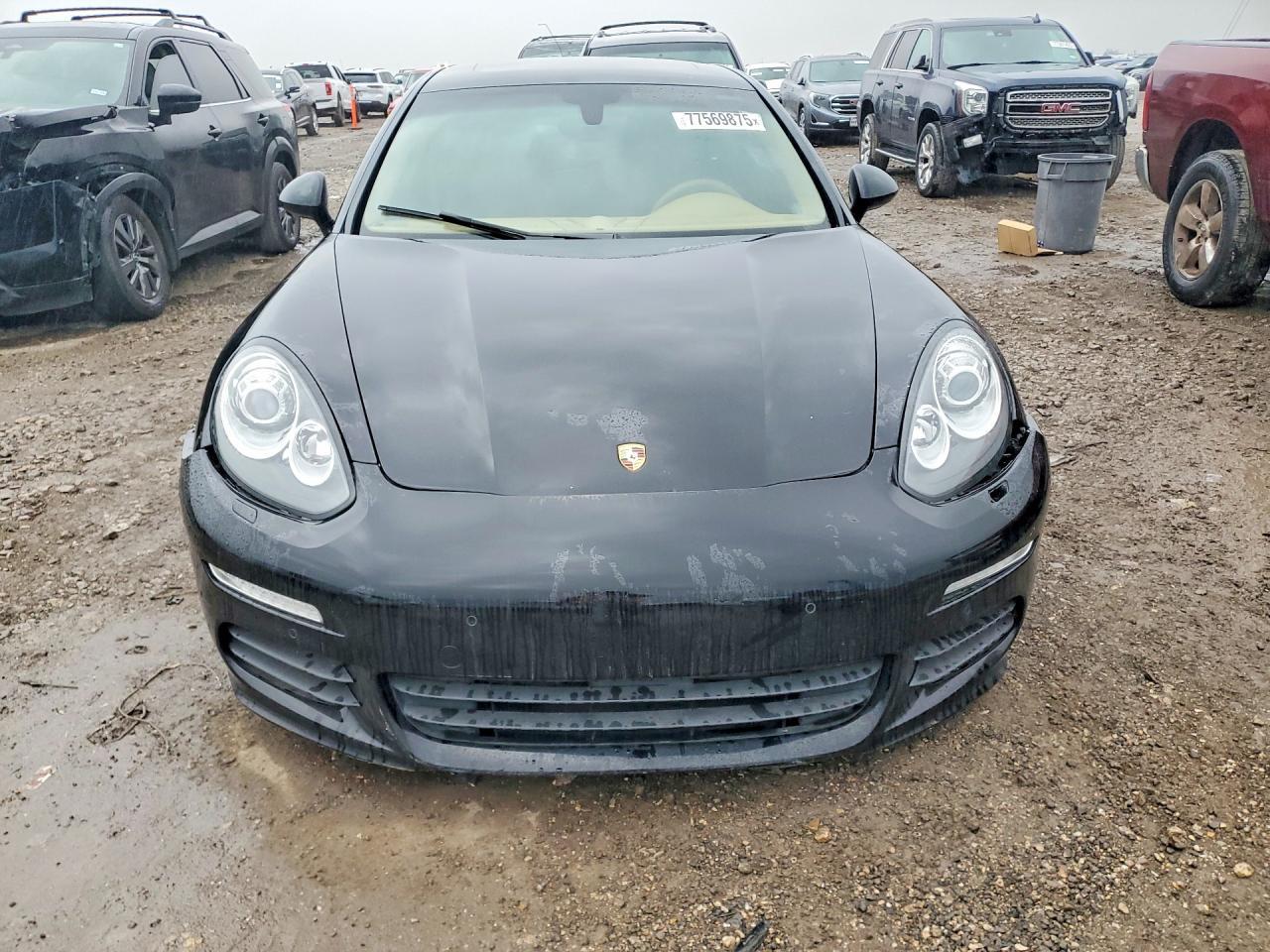 2014 Porsche Panamera 2