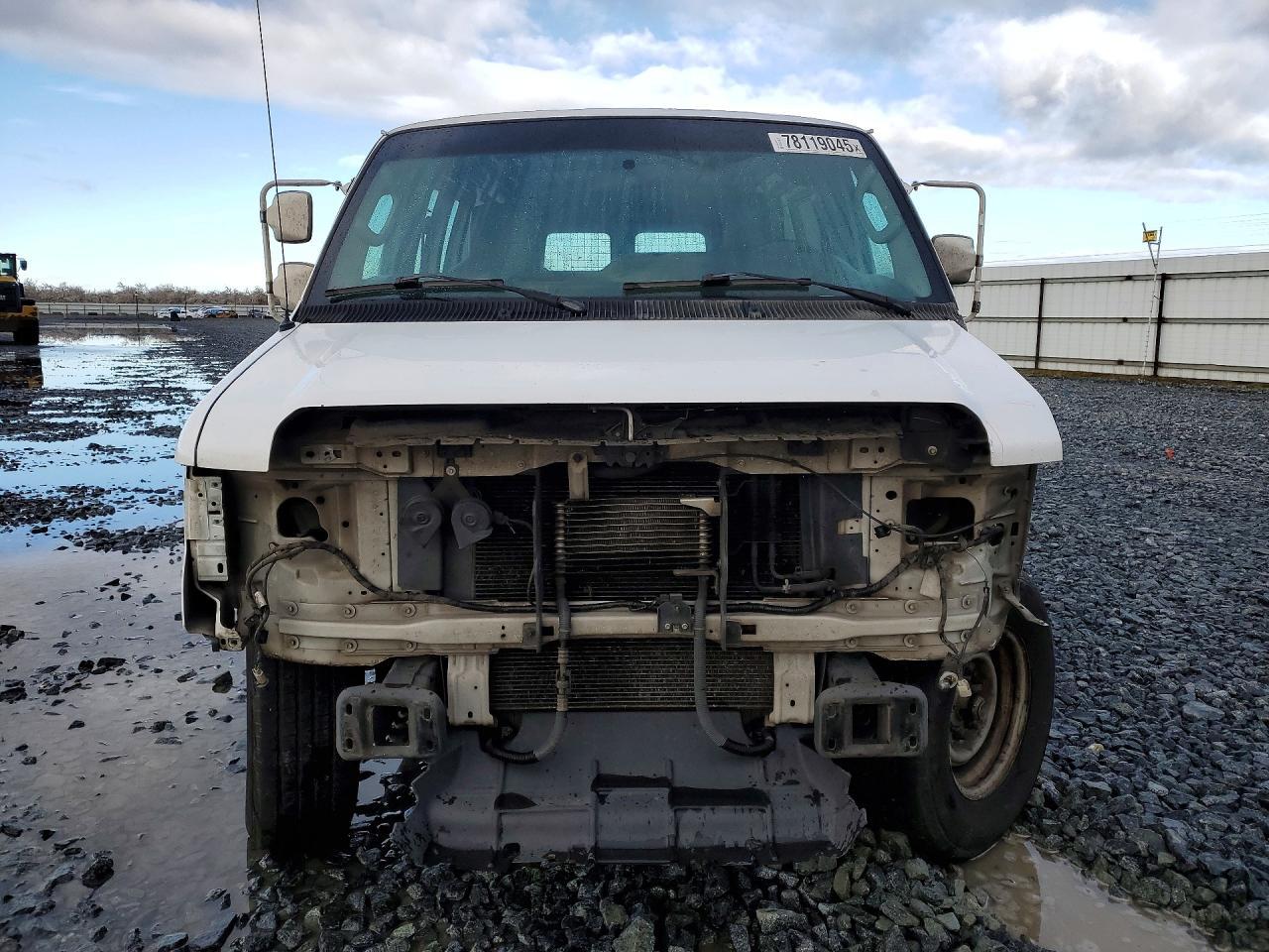 2011 Ford Econoline E350 Super Duty Van