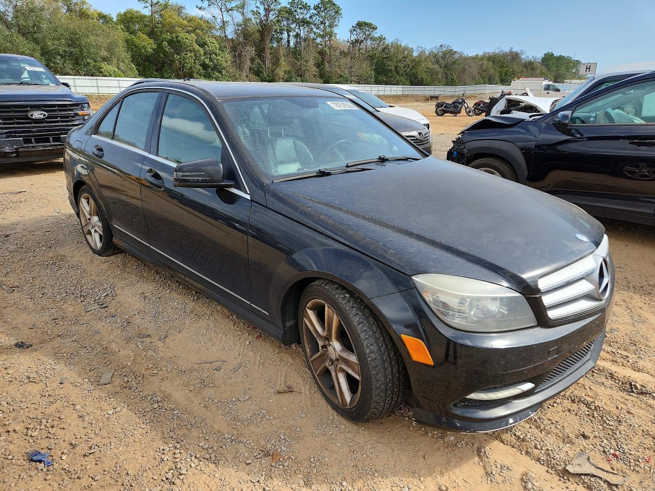 2011 Mercedes-Benz C300