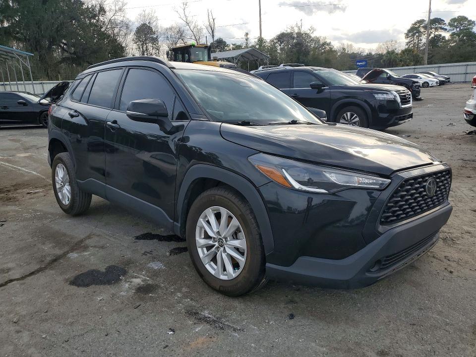 2023 Toyota Corolla Cross le