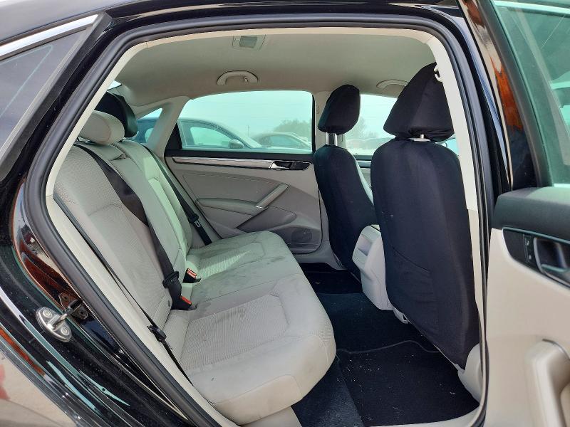 2016 Volkswagen Passat s