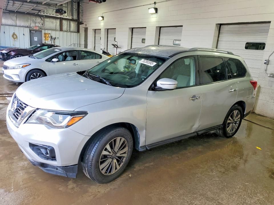 2019 Nissan Pathfinder s
