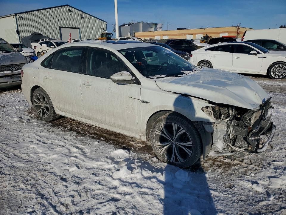 2020 Volkswagen Passat Execline W/ R-line