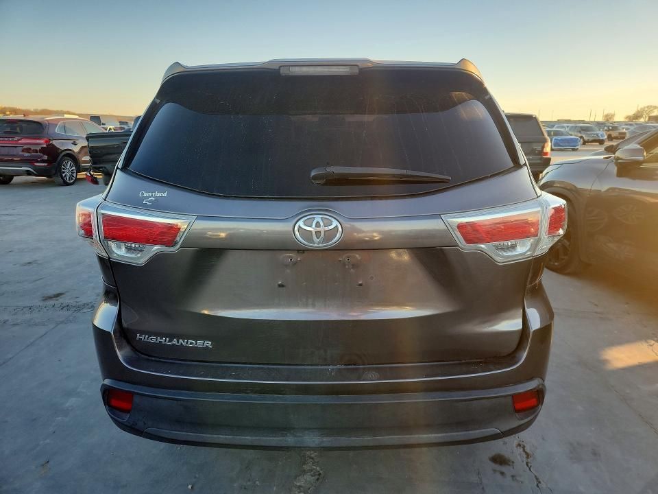 2016 Toyota Highlander le