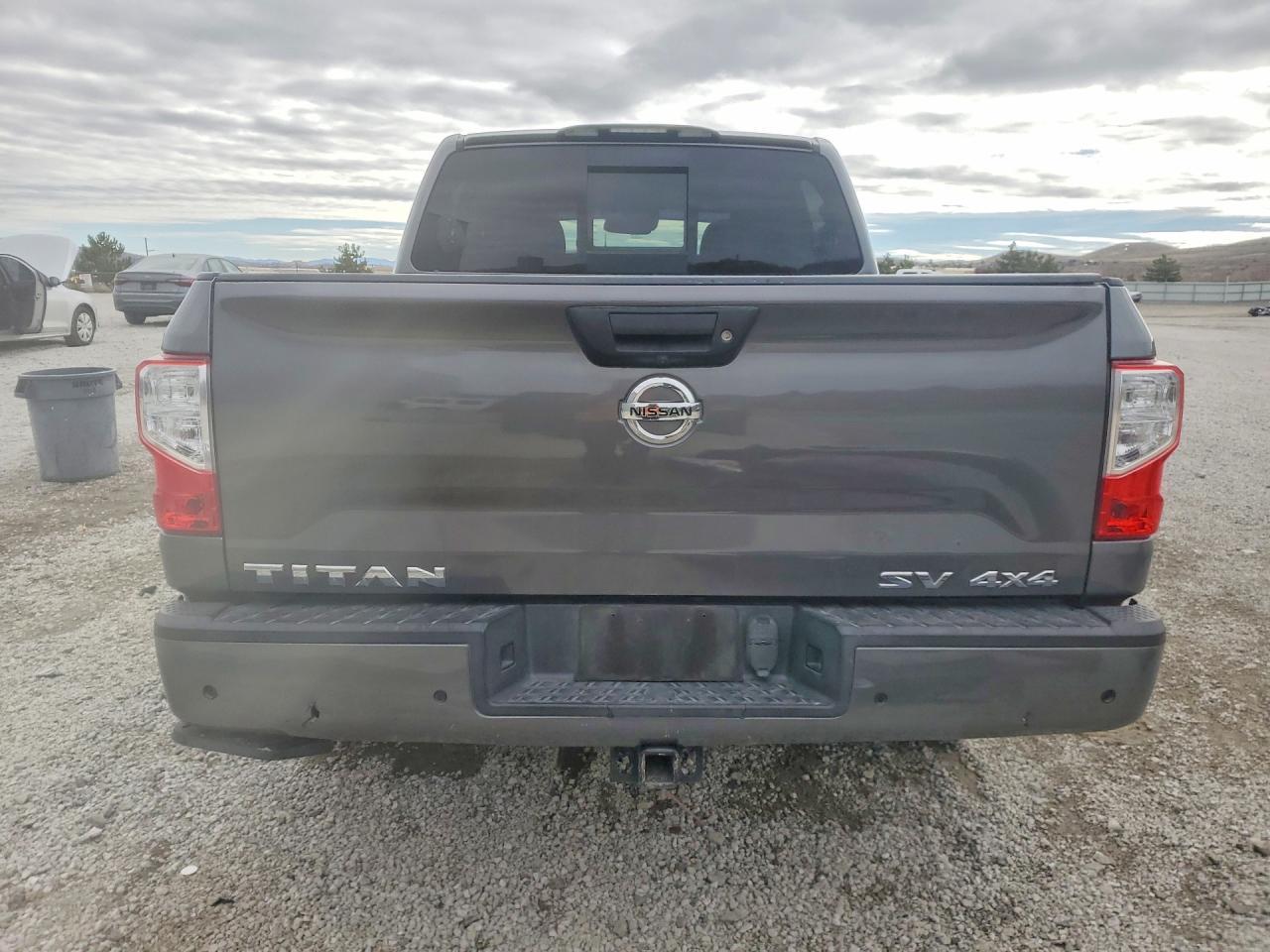 2021 Nissan Titan SV