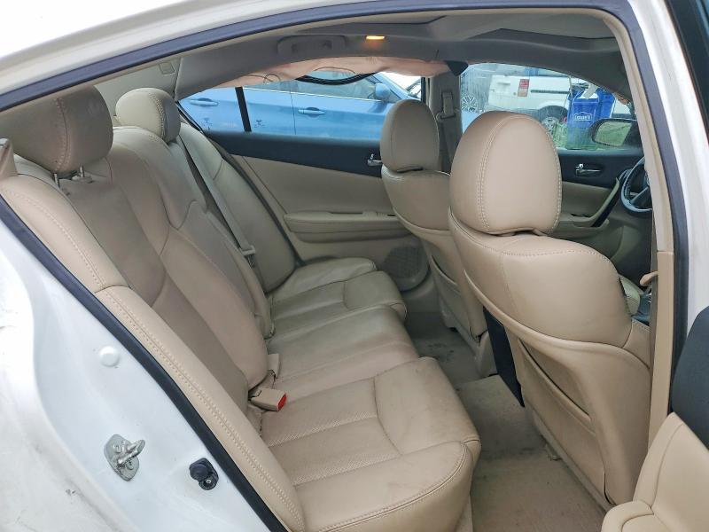 2012 Nissan Maxima s