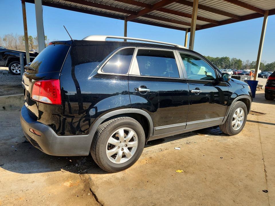 2013 KIA Sorento lx