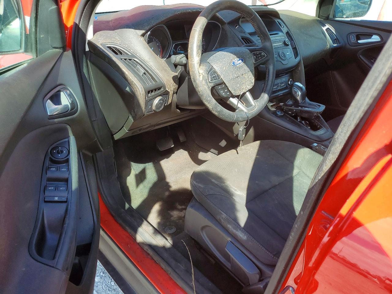 2016 Ford Focus se