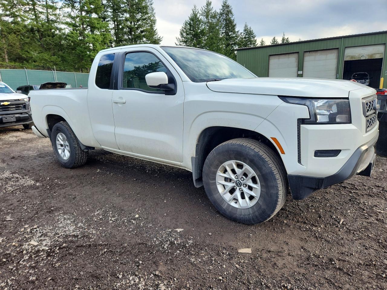 2024 Niss Frontier SV