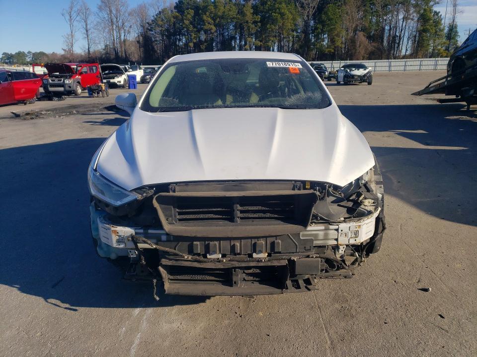 2018 Ford Fusion se Hybrid
