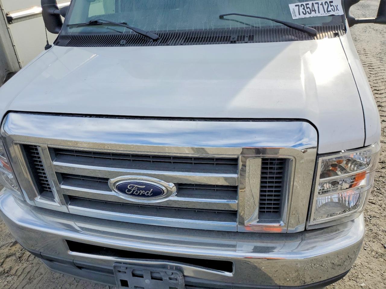 2021 Ford E450 Delivery van