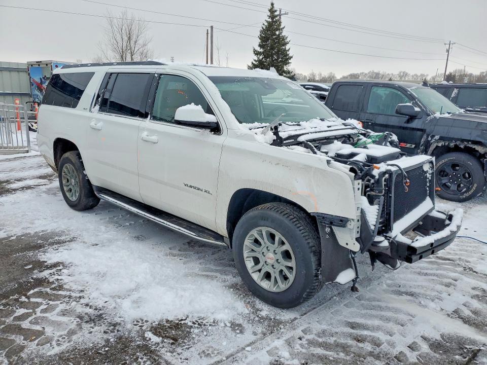2017 GMC Yukon xl K1500 slt