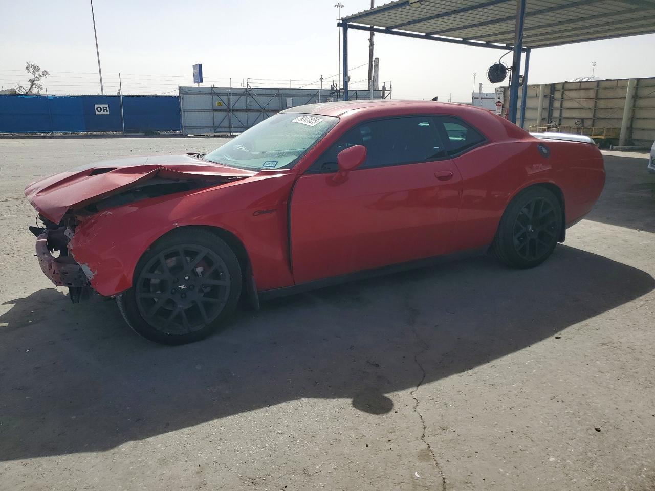 2015 Dodge Challenger sxt Plus