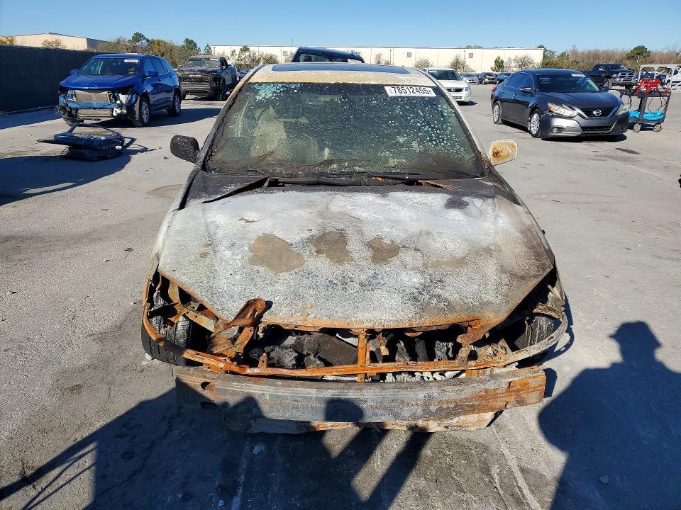 2003 Toyota Camry le