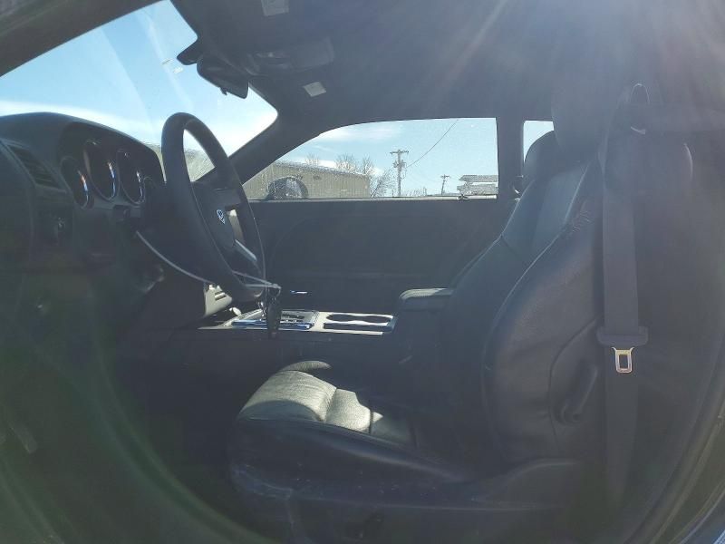 2010 Dodge Challenger se