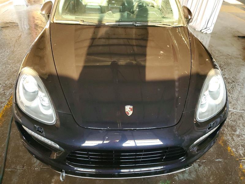2014 Porsche Cayenne Turbo