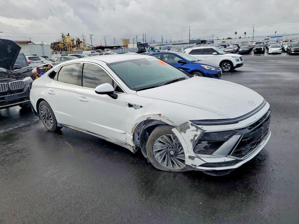 2024 Hyundai Sonata Hybrid