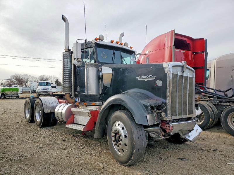 1996 Kenworth W900 Semi Truck