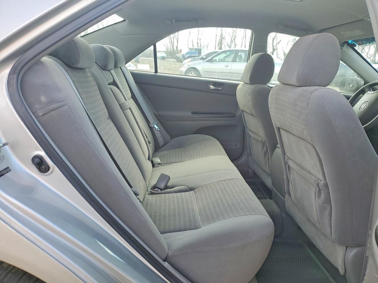 2005 Toyota Camry le