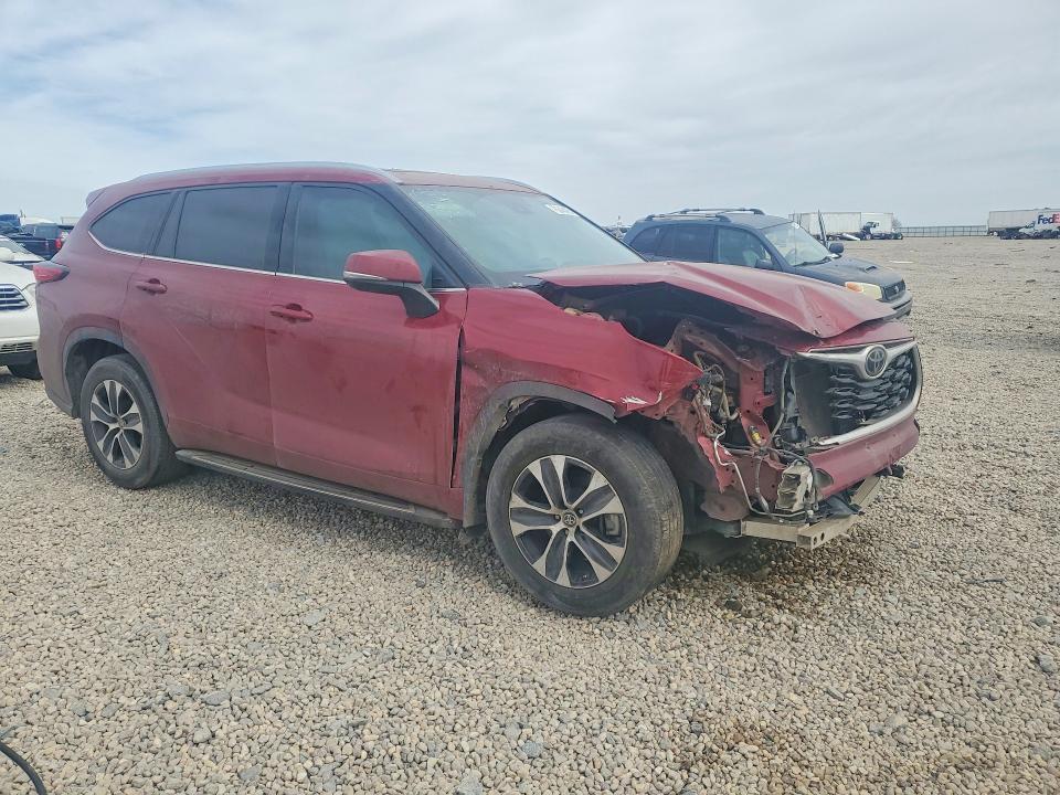 2021 Toyota Highlander xle