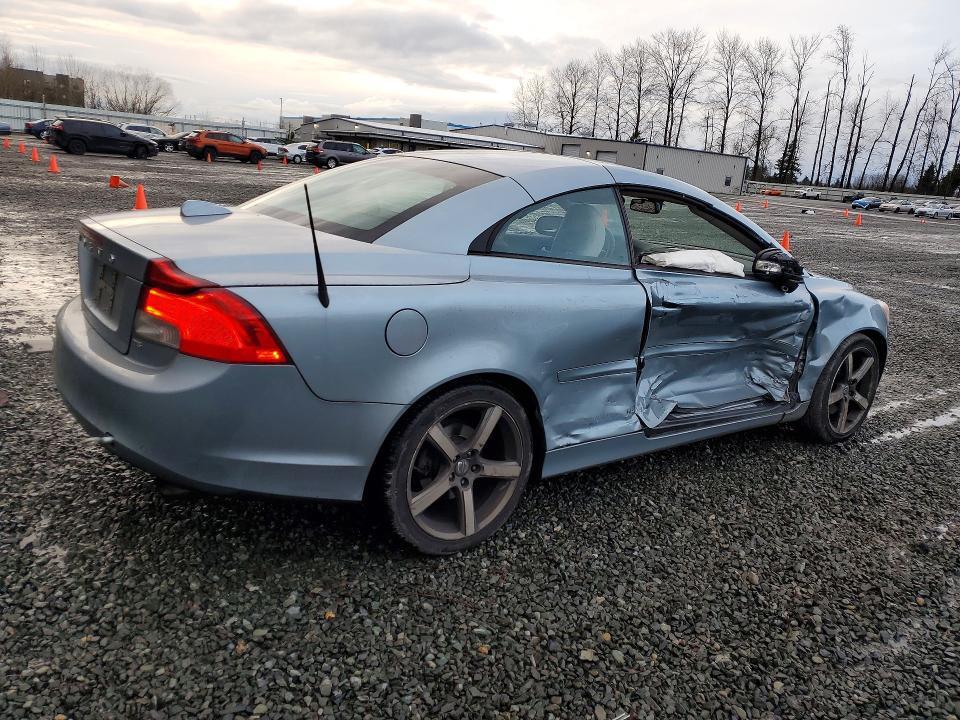 2011 Volvo C70 T5