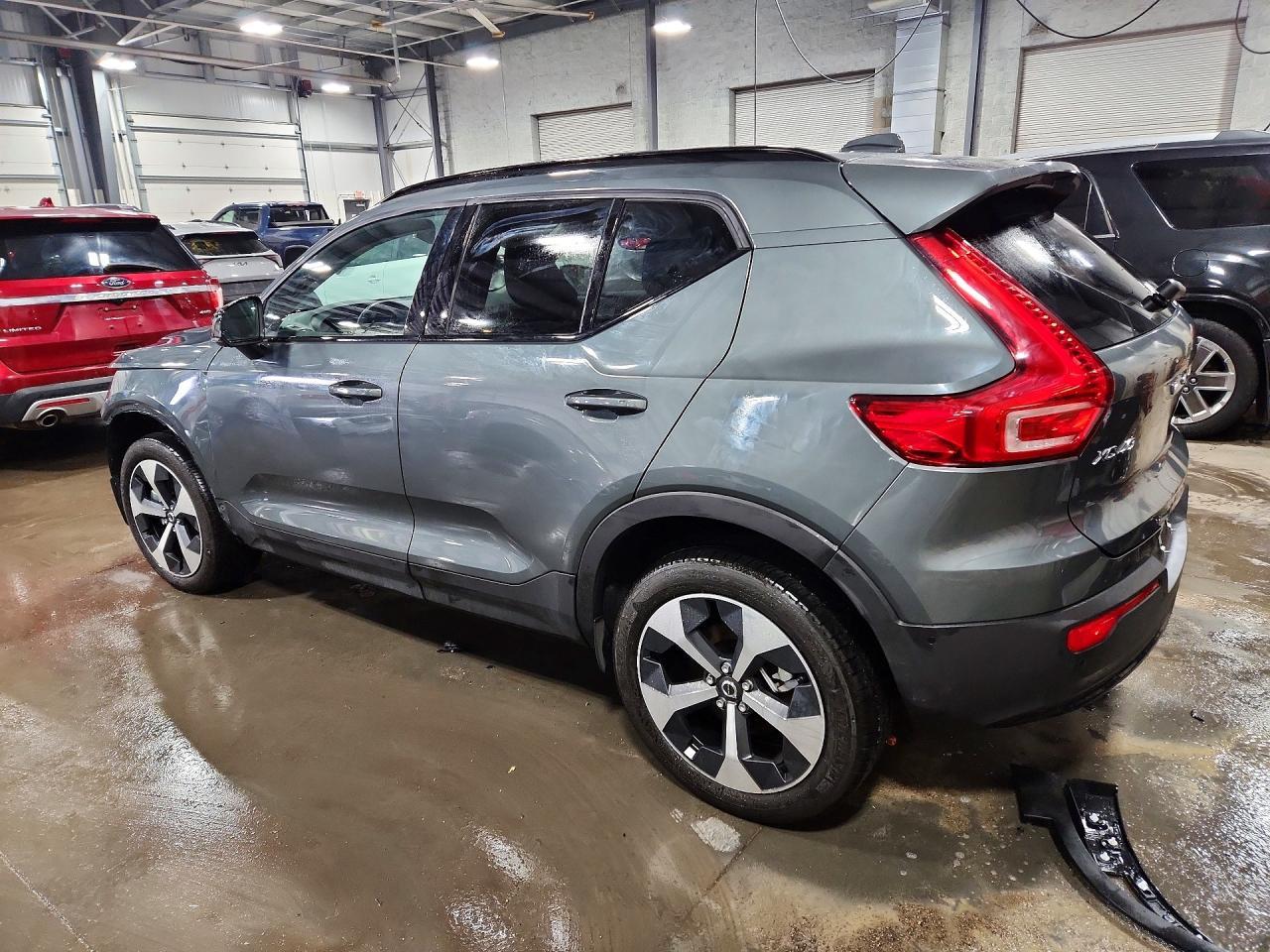 2026 Volvo Xc40 Plus