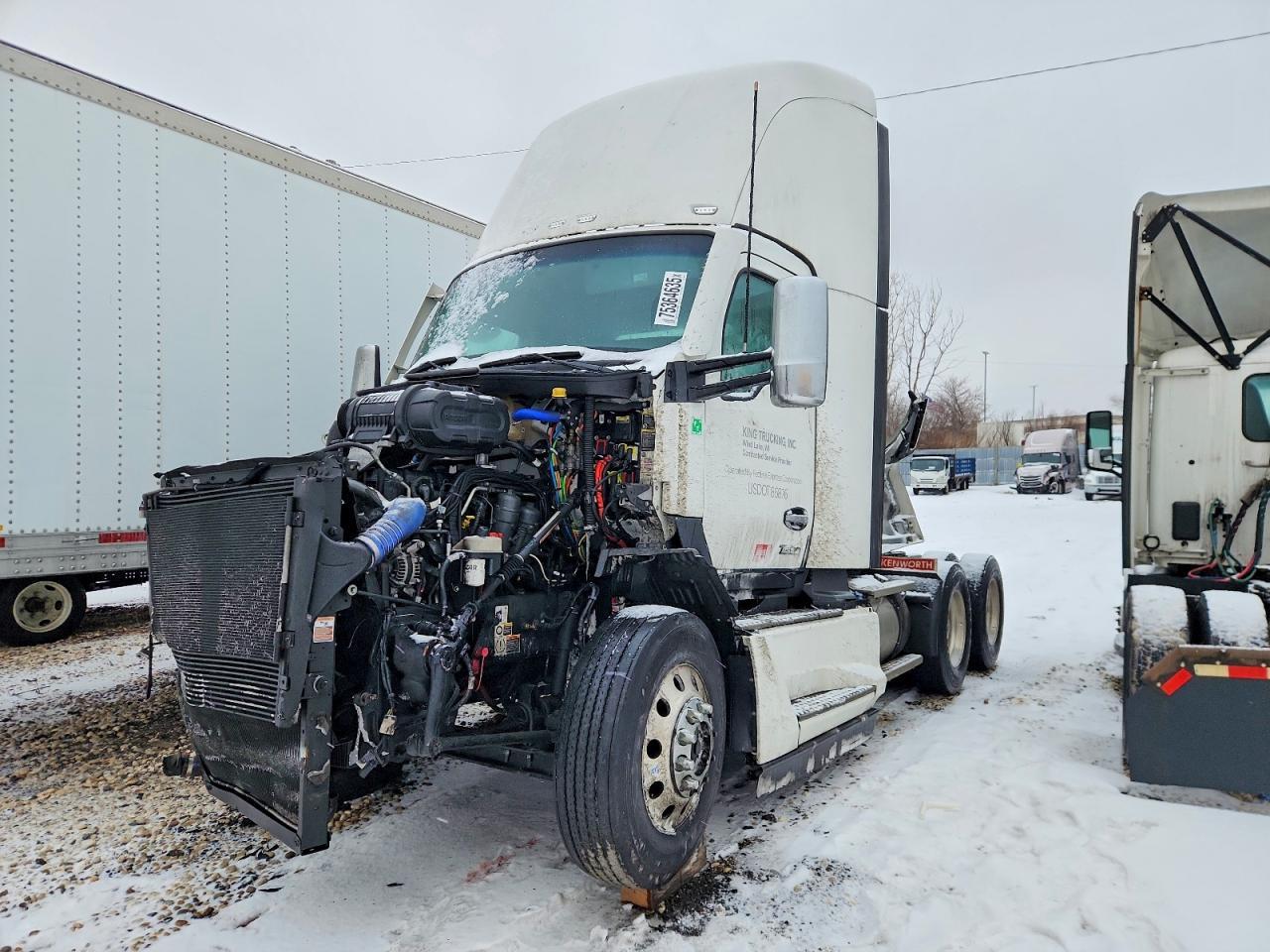 2023 Kenworth T680 Semi Truck
