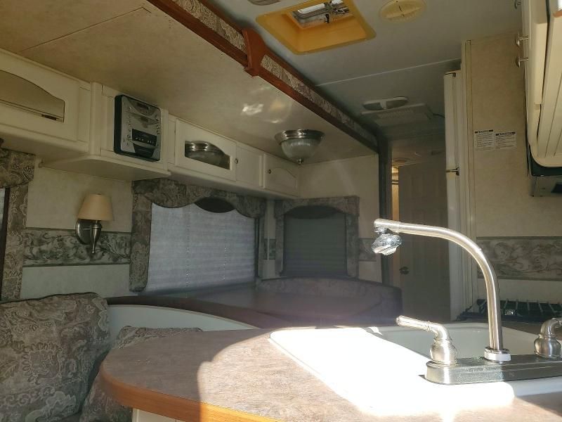 2005 Camper Trailer