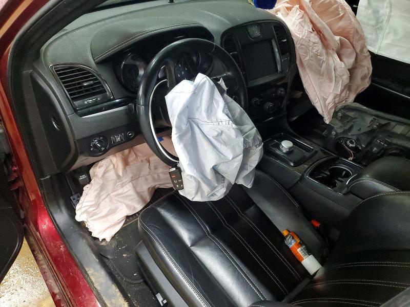2019 Chrysler 300 s