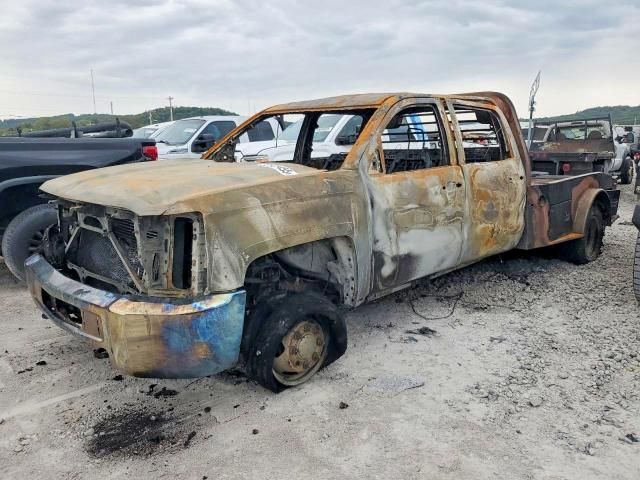 2015 Chevrolet Silverado 3500 Flatbed Truck