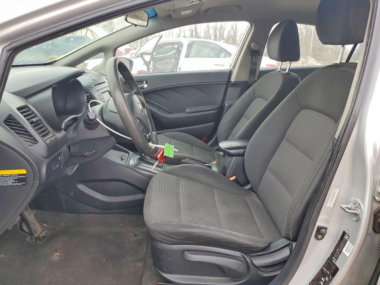 2015 KIA Forte lx