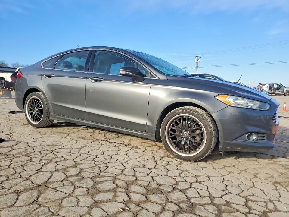 2016 Ford Fusion se