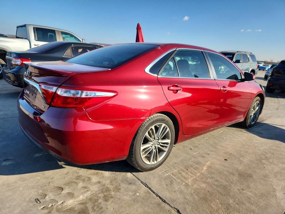 2016 Toyota Camry se