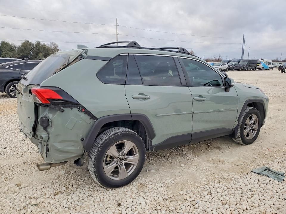 2023 Toyota Rav4 xle