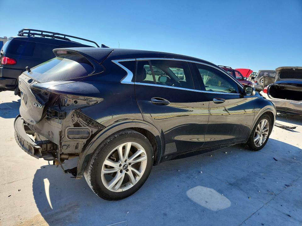 2017 Infiniti Qx30 Base