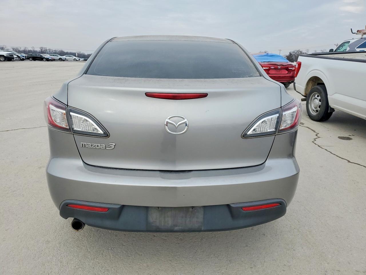 2010 Mazda 3 I