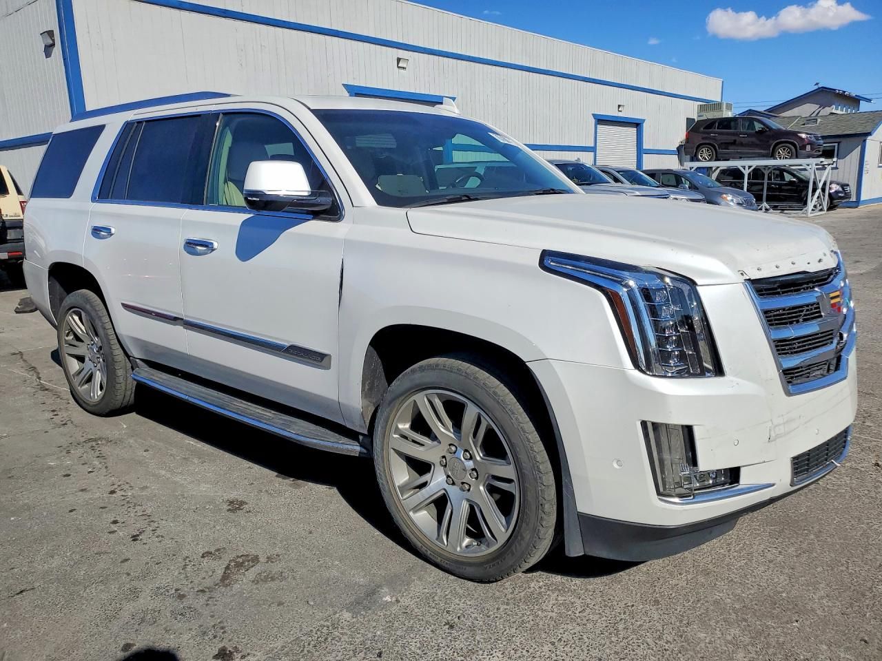 2017 Cadillac Escalade Luxury