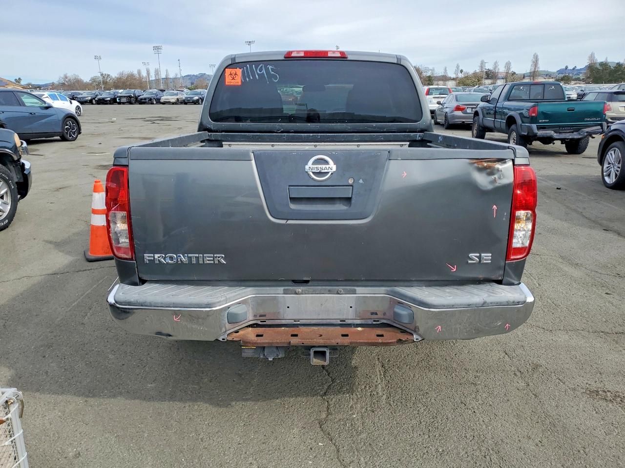 2006 Nissan Frontier Crew cab le