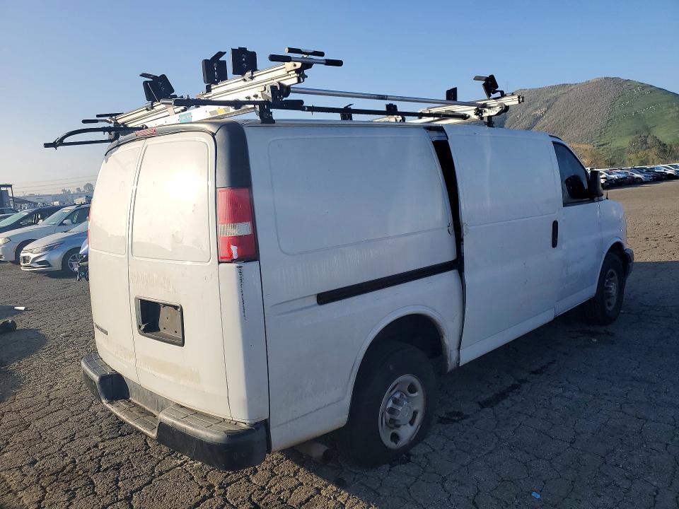 2018 Chevrolet Express G2500 Utility / Service van