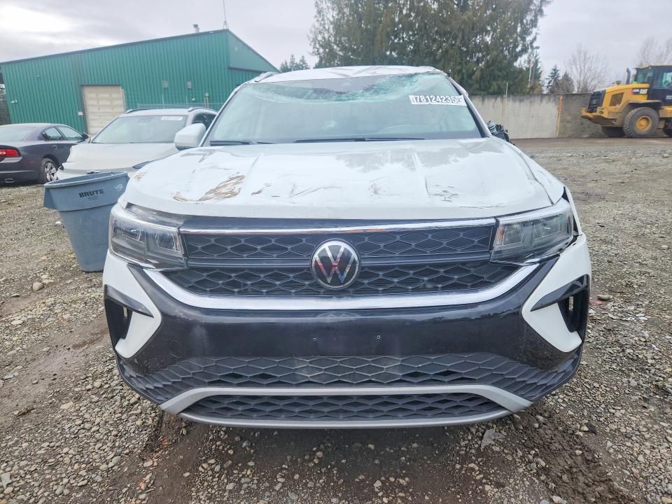 2024 Volkswagen Taos se