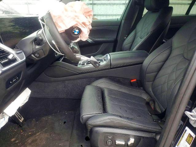 2025 BMW X6 Xdrive40i