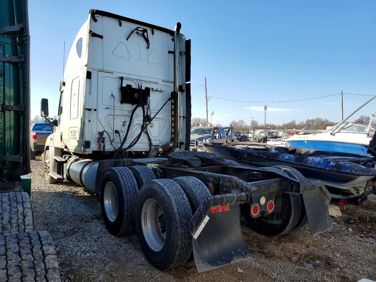 2013 Freightliner Cascadia Semi Truck