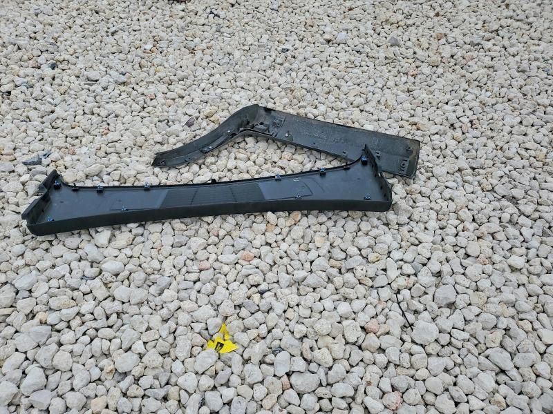 2023 Rivian R1S Adventure