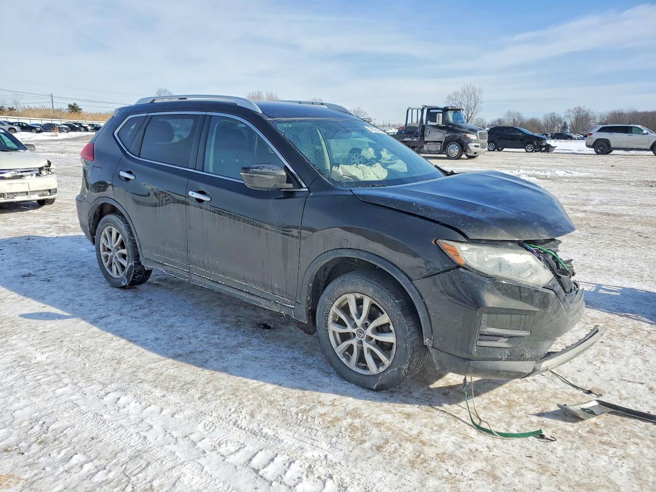 2017 Niss Rogue sv