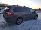 2016 Toyota Sienna xle