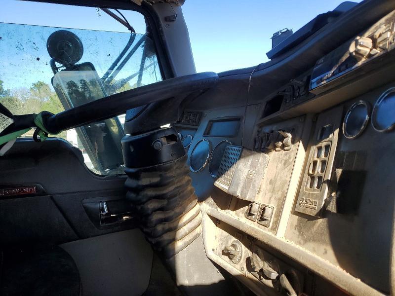 2020 Kenw Orth T370 Dump Truck