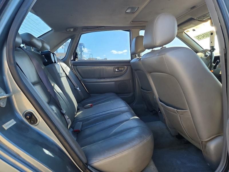 2002 Toyota Avalon xl