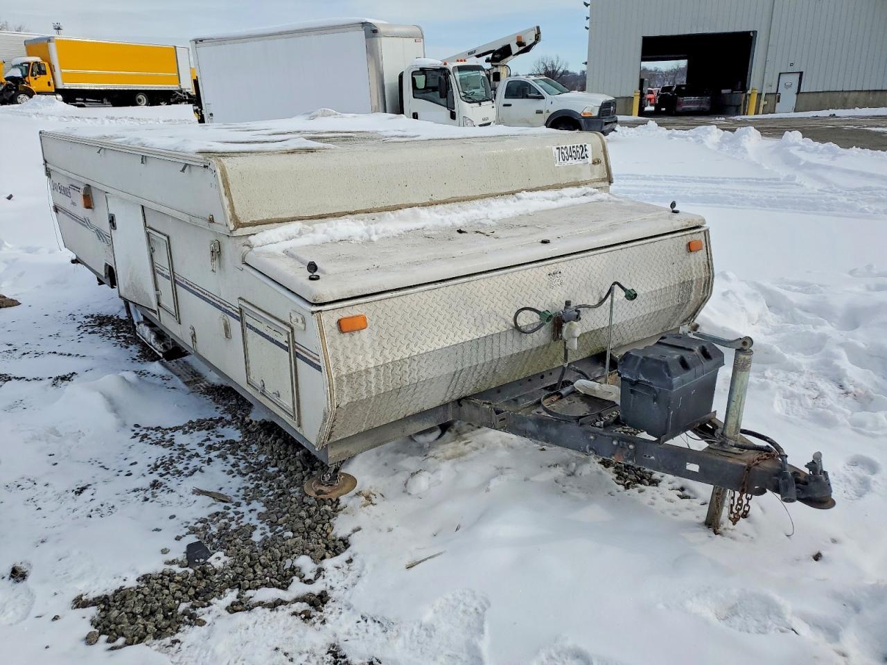 2005 Jaycee J Series