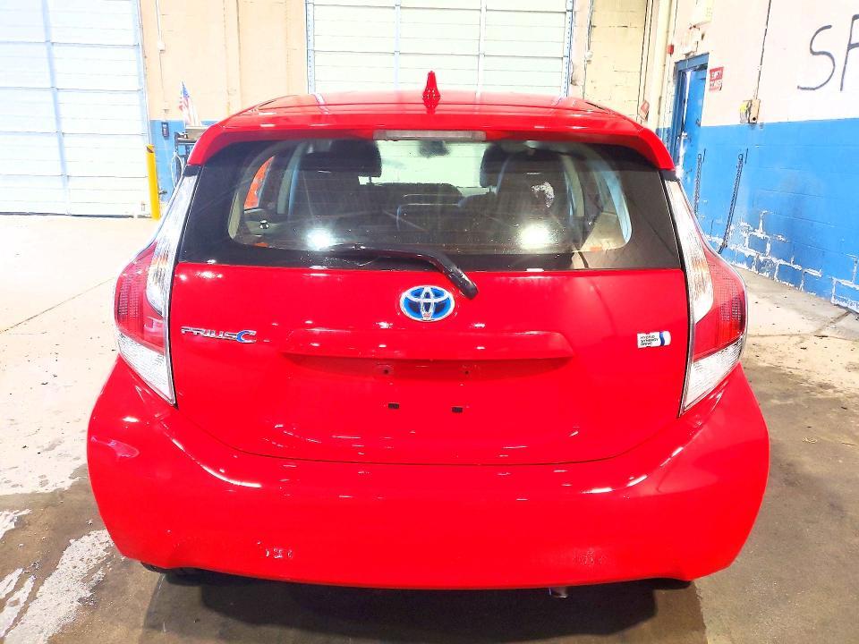 2016 Toyota Prius c Three
